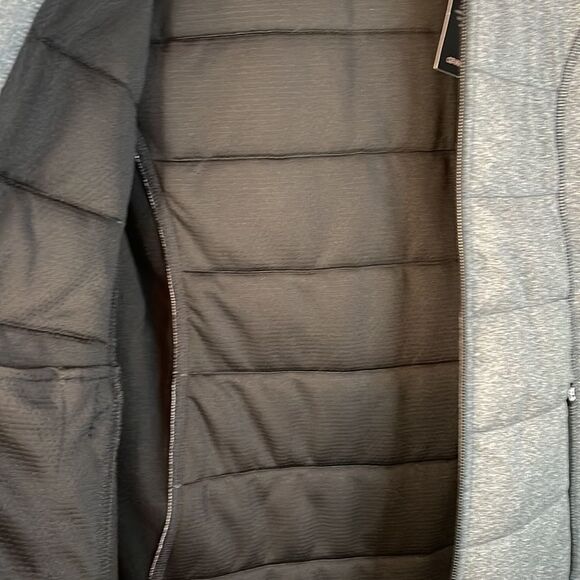 Cutter and Buck Gray Women’s Redskins Jacket, Ladies large NFL coat - Picture 9 of 10